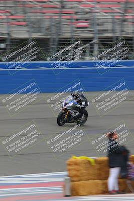 media/Oct-15-2022-Fastrack Riders (Sat) [[9a18b22502]]/Level4/Start Finish 900am/
